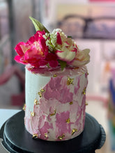 Load image into Gallery viewer, Flowers cream Cake