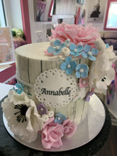 Load image into Gallery viewer, Incredible Gift Cake