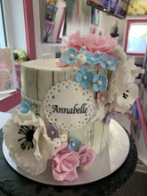 Load image into Gallery viewer, Incredible Gift Cake
