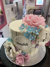 Load image into Gallery viewer, Incredible Gift Cake