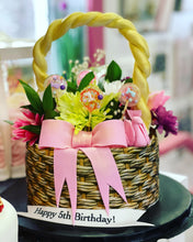 Load image into Gallery viewer, Basket Cake