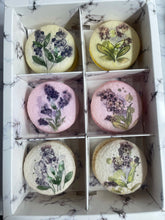 Load image into Gallery viewer, Gift Box Printed Macaroons
