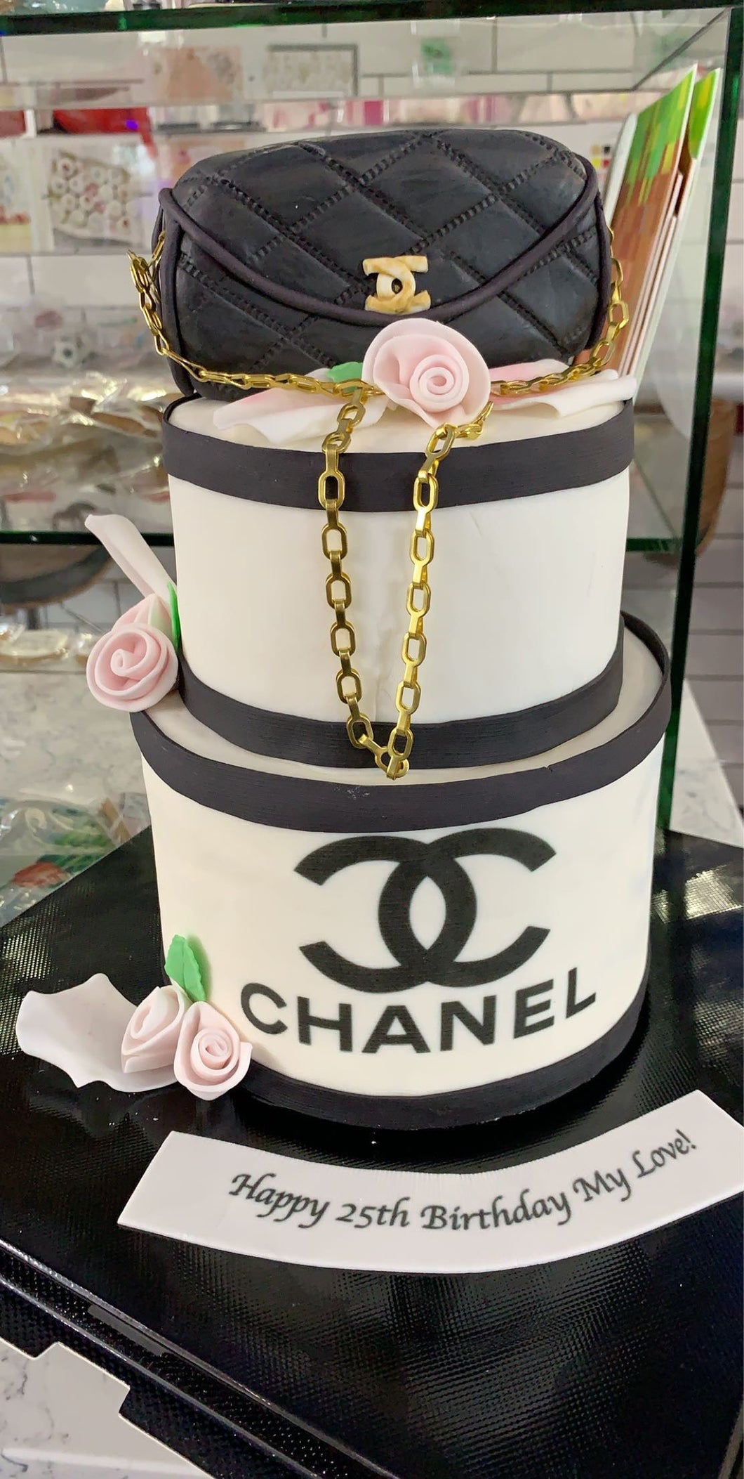 Sweets by Nish - Chanel cake #fondantcake #cake #birthdaycake #instacake  #cakedecorating #chanel #chanelcake #fondantdecoration #cakesofinstagram  #cakestagram #cakeoftheday #sweet #food #happybirthday #party #event  #dessert #sweetsbynish | Facebook