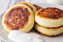 Load image into Gallery viewer, Syrniki (Ukrainian pancakes with cottage cheese)
